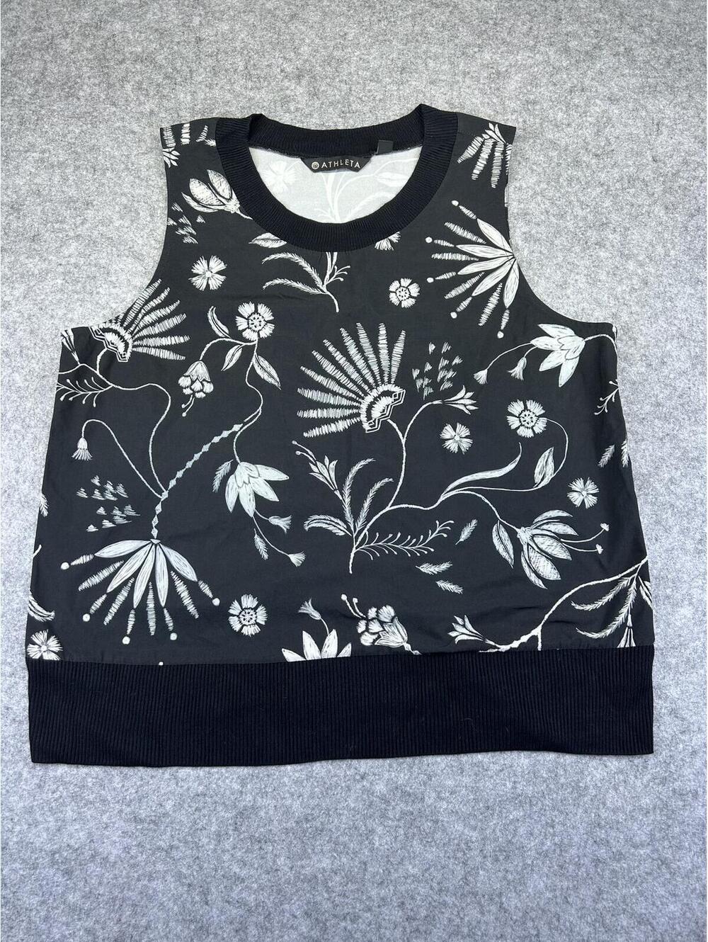 Athleta Tank Top Cropped Zephyr Printed Shell Floral Size Medium Tall MT Black